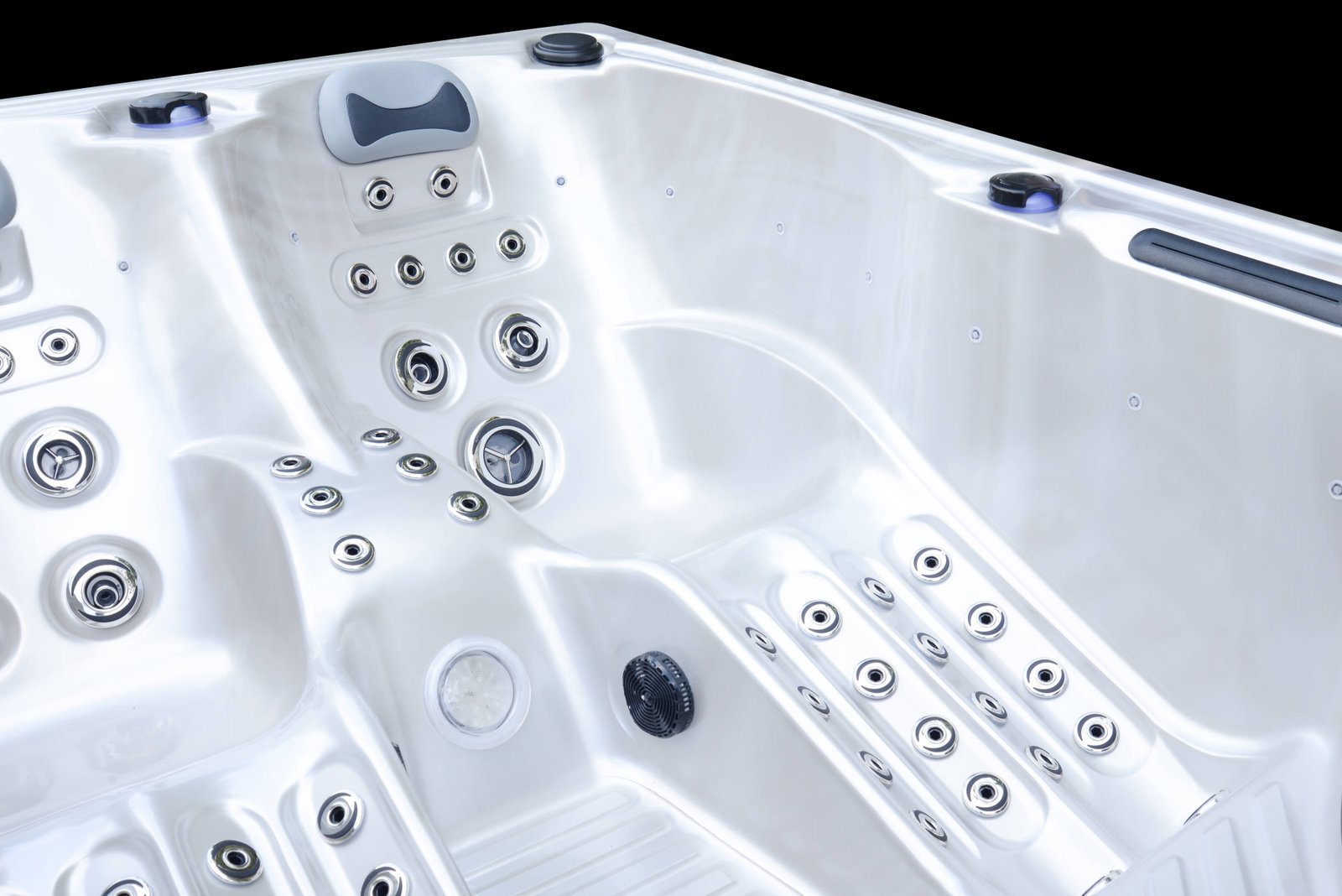 Dos personas recostadas